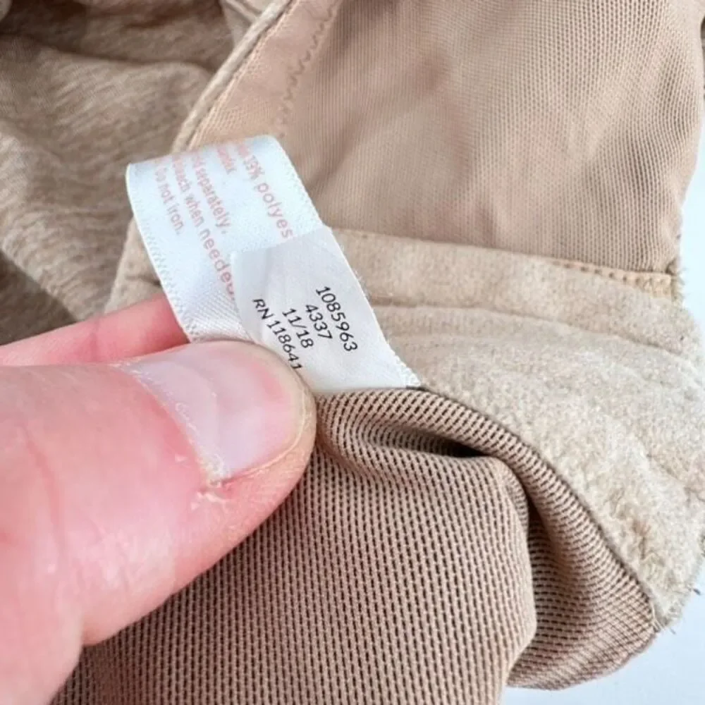 Cacique Women's‎ Unlined Full Coverage Underwired Bra Beige Size 50DDD